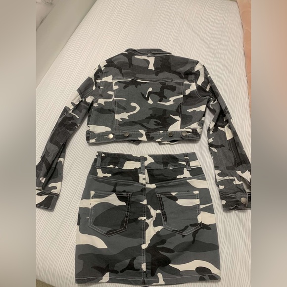 Army Jeans and Jacket - Picture 2 of 3